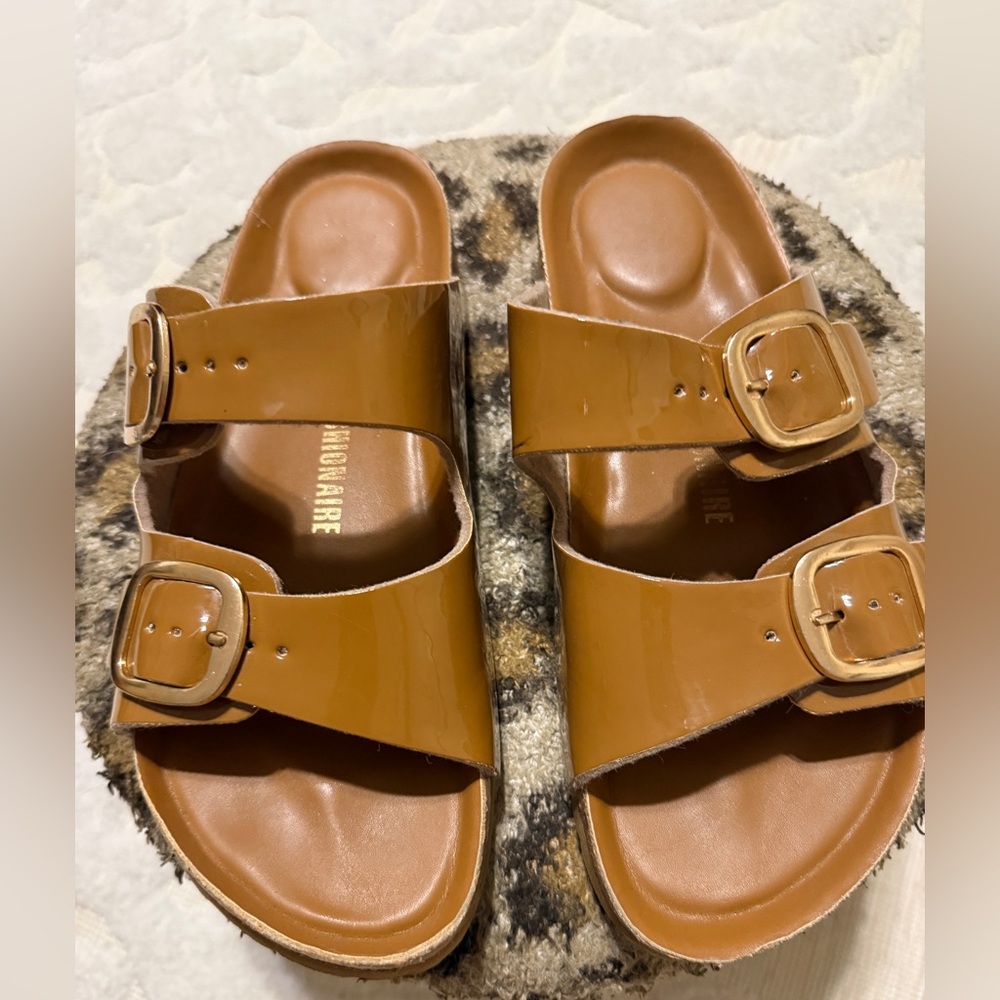 Cushionaire Sandals, 9M